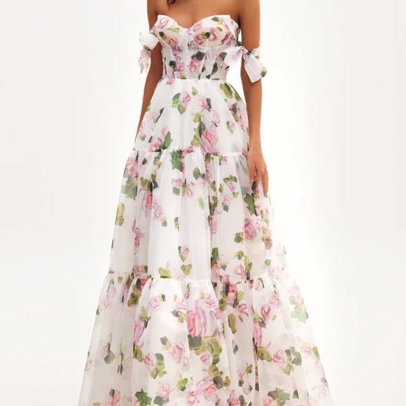 Milla Apple Blossom Gown - Picture 1 of 2